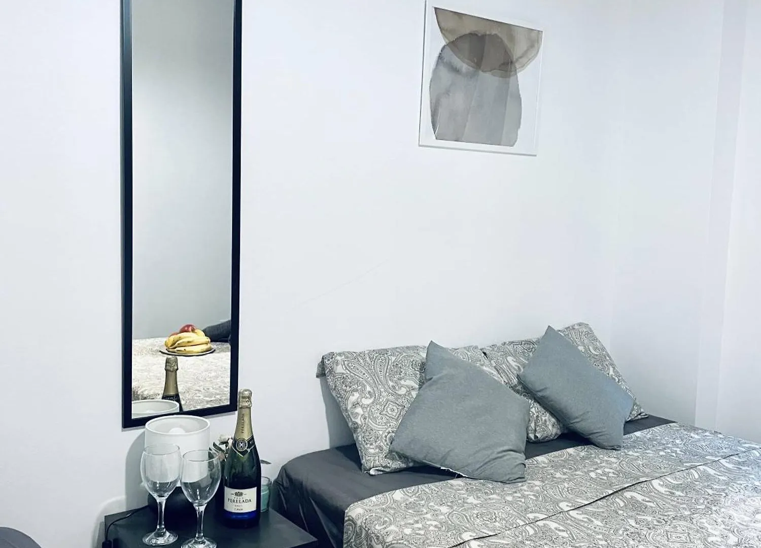 Sepulveda 1 Bed & Breakfast Barcelona Spain